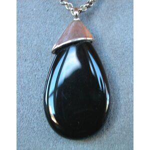 16" Silver Tone Necklace With Black Glass Teardrop Pendant